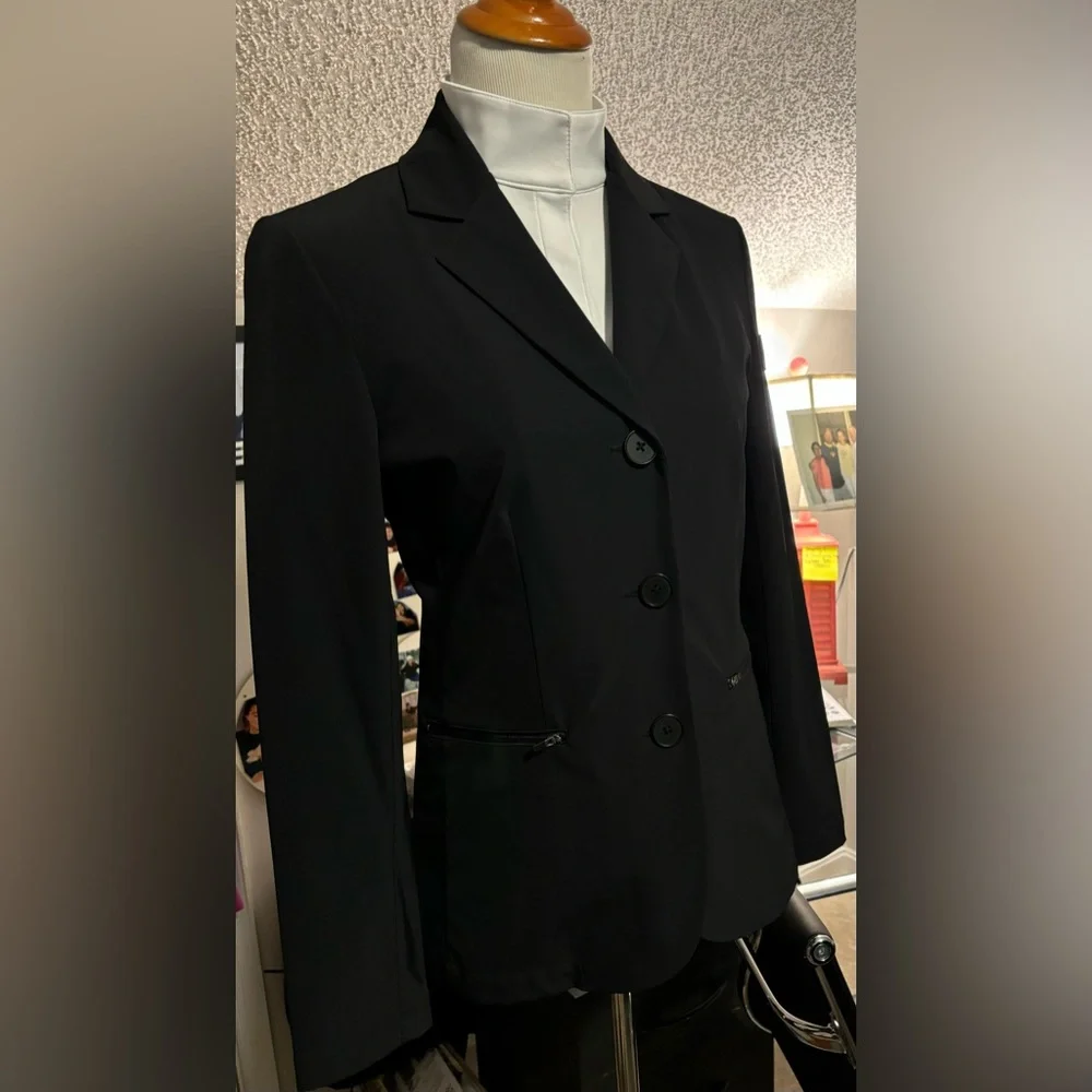 Show Jacket/ Prestige-Schoeller-Dyer Equestrian/ Swiss made. Size 8. - Picture 5 of 5